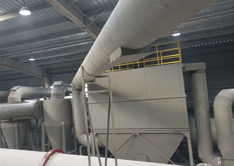 Pulse dust collector