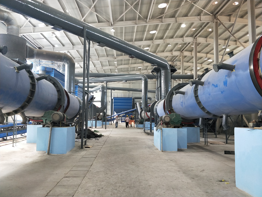 Indonesian customer installs and debugs fertilizer production line